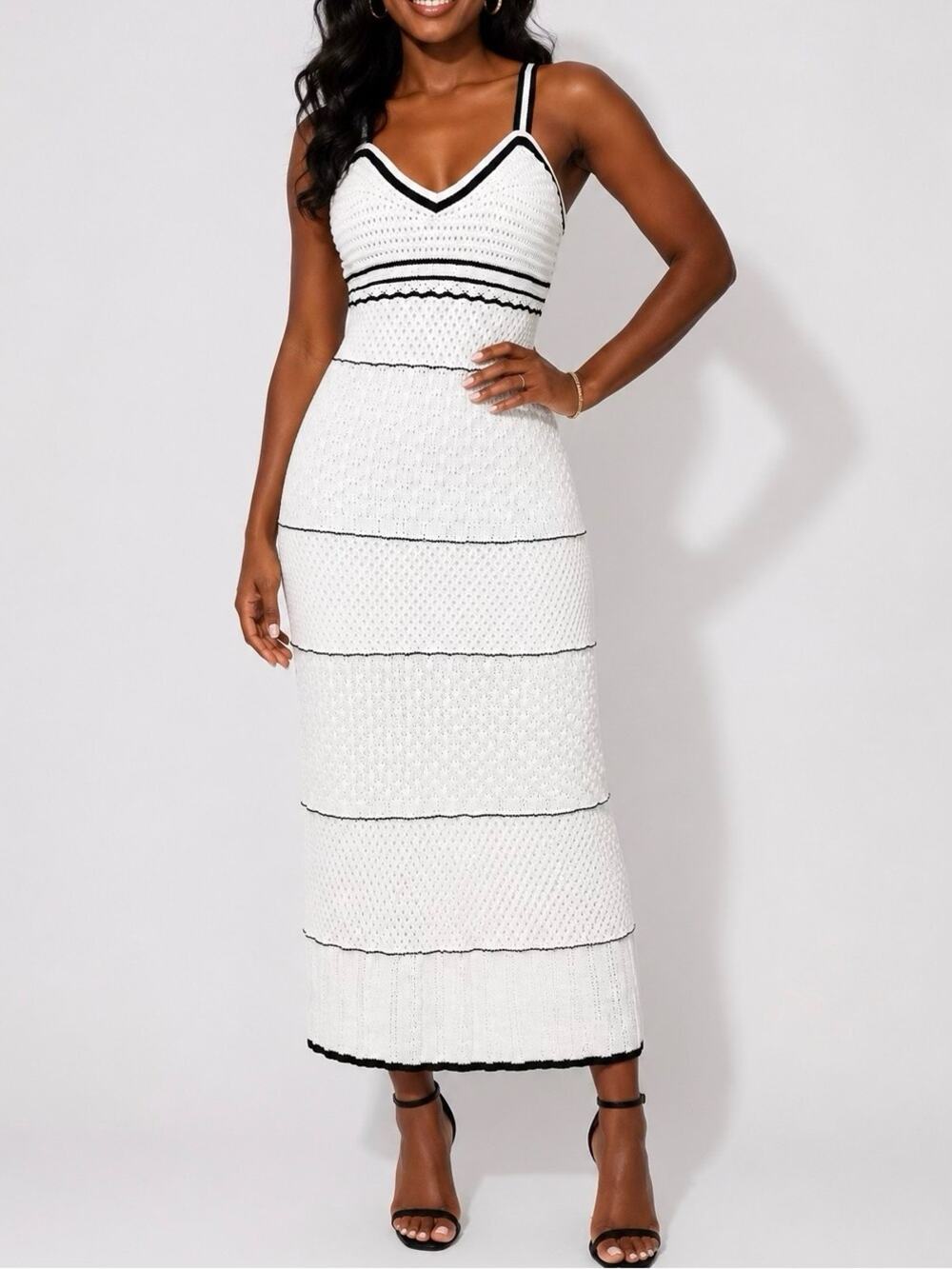 NWT Ashly & Sage White Knit Crochet Maxi Dress with Black Trim. Size M.
